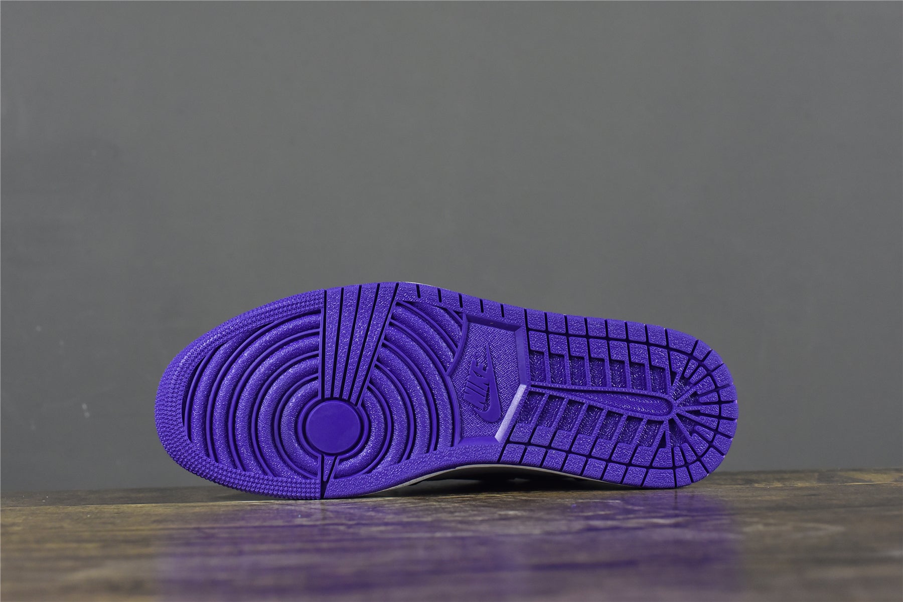 Air Jordan 1 High 'Court Purple 2.0'