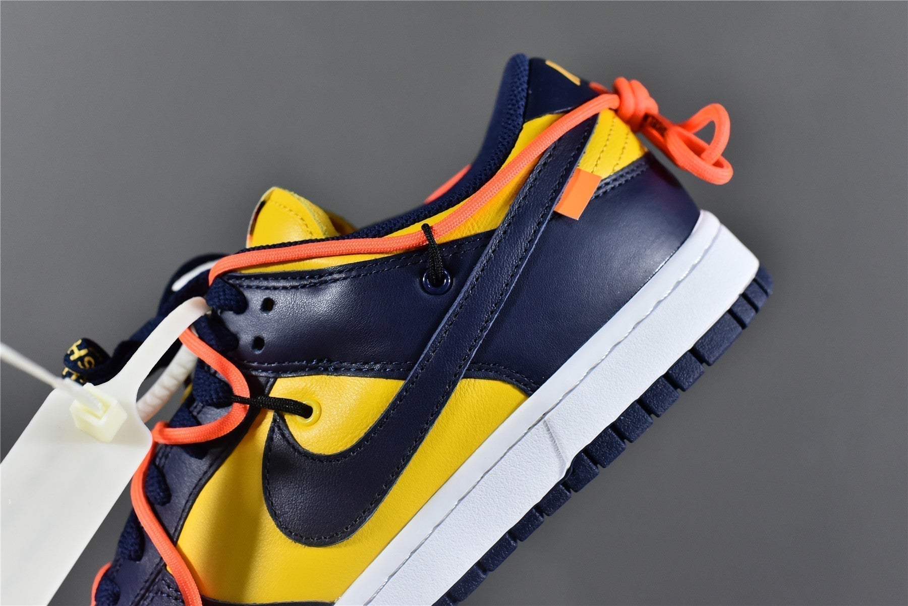 Off-White Dunk Low 'University Gold'