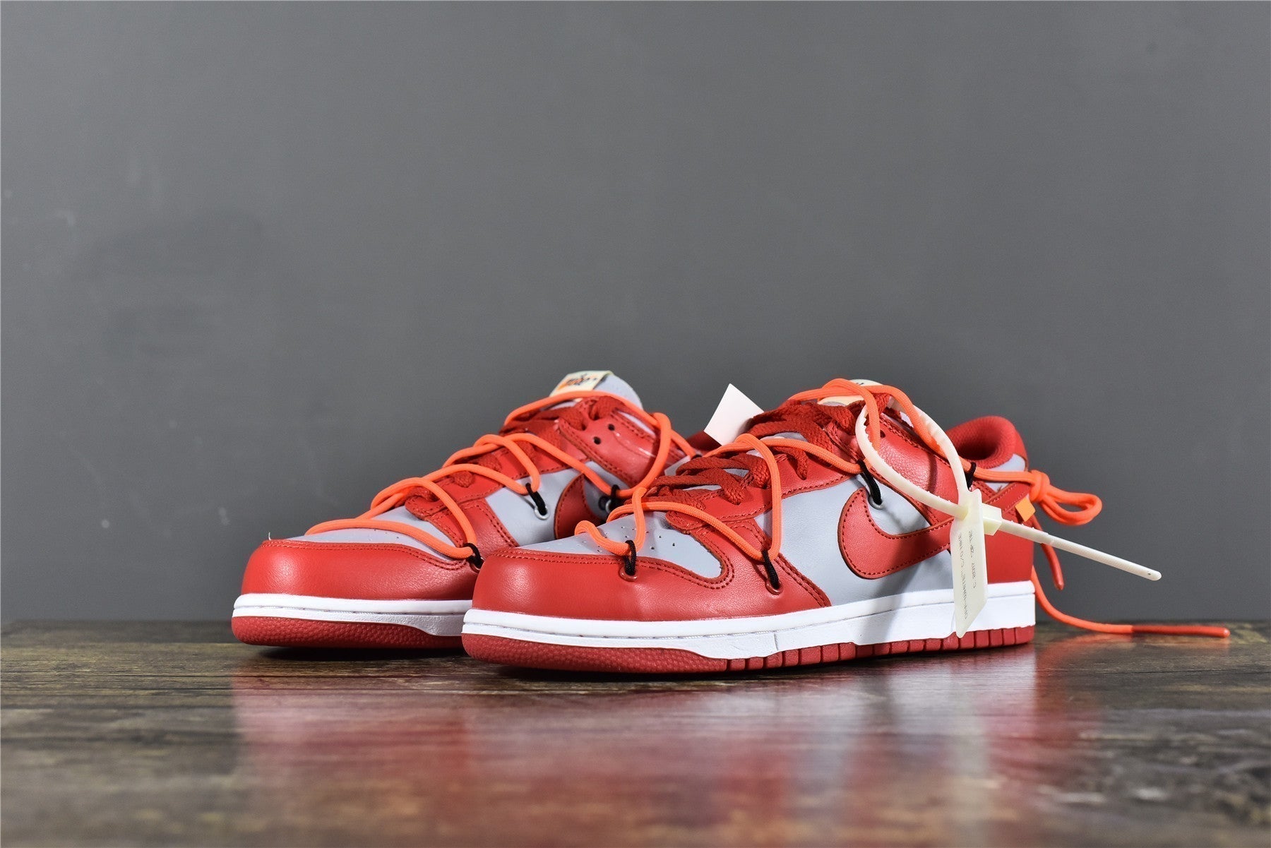 Off-White SB Dunk Low 'University Red'